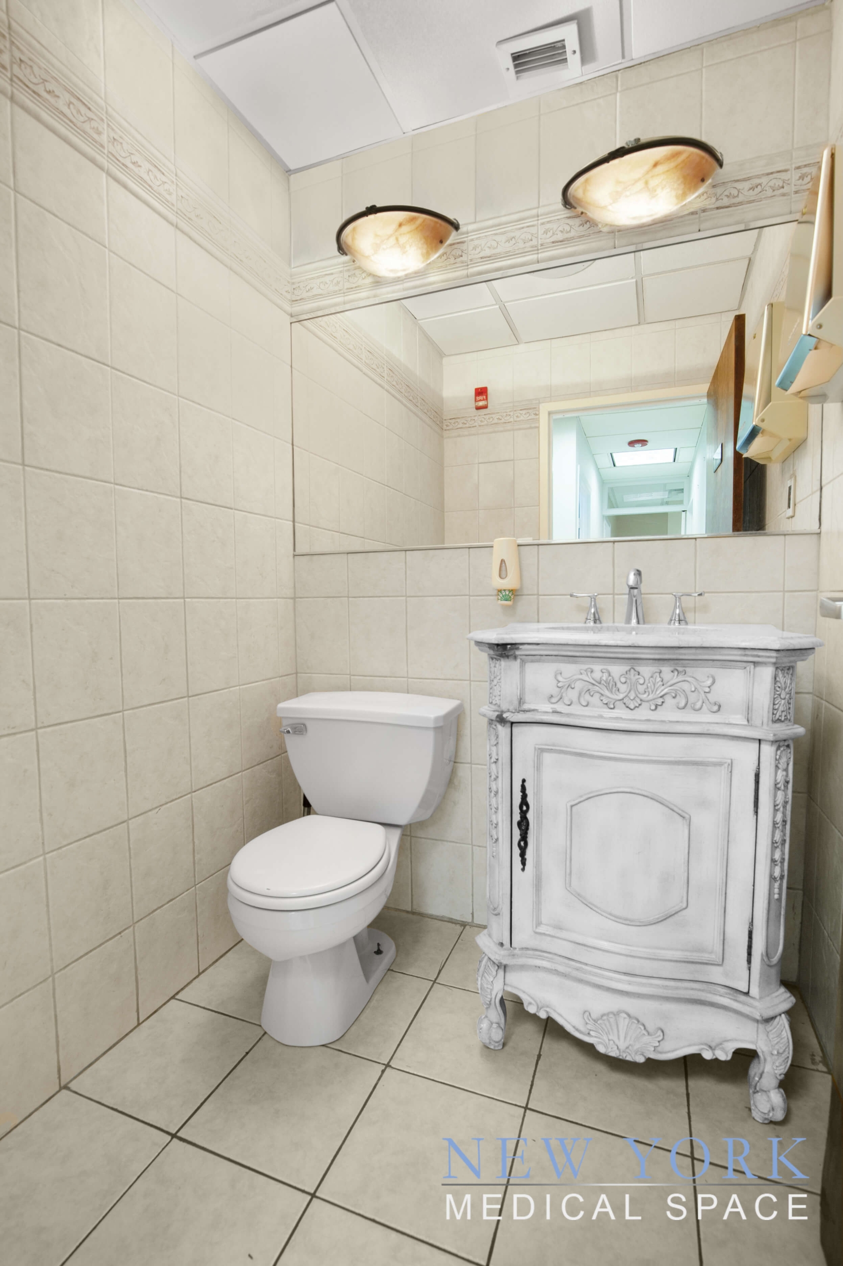 92-29 Queens Blvd, #1G