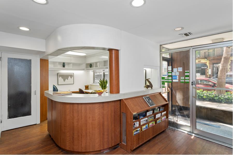 251 East 51st Street