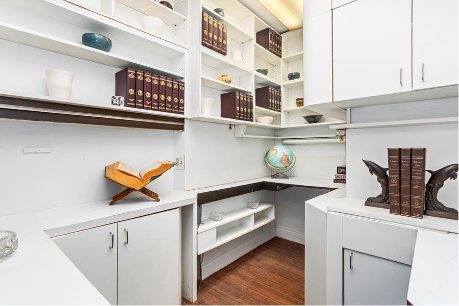 251 East 51st Street