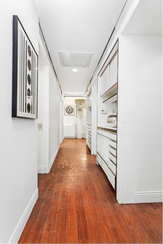 251 East 51st Street