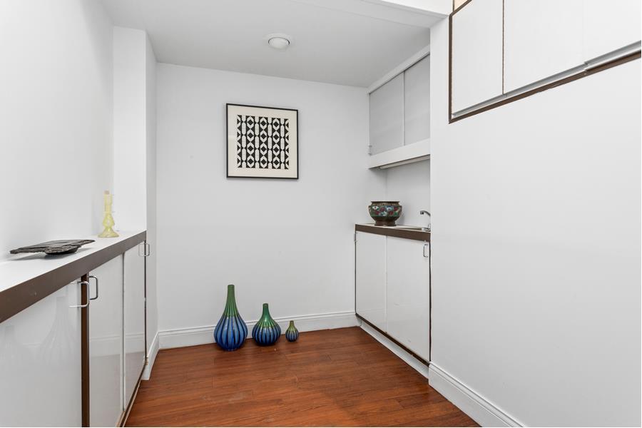 251 East 51st Street